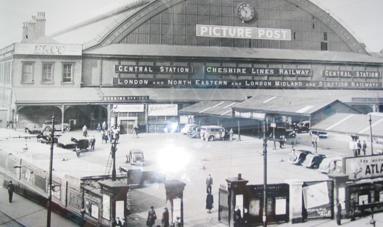 Central Station External