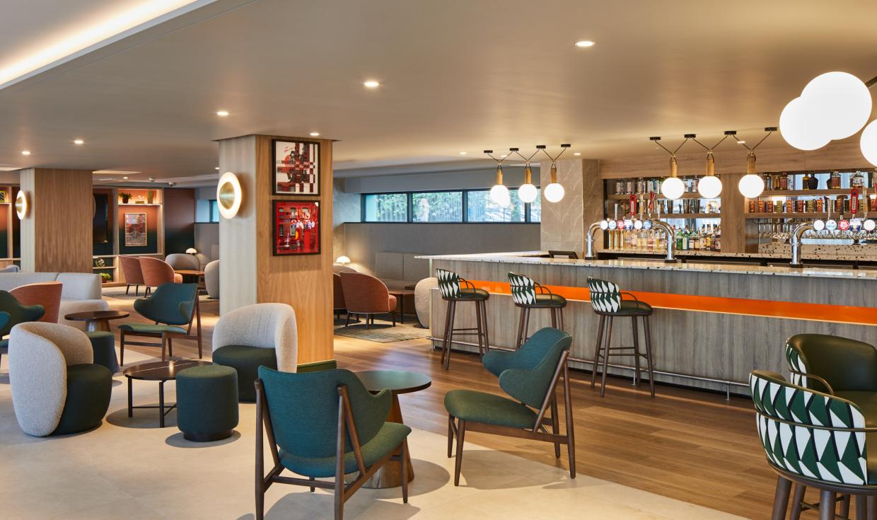 Marriot Piccadilly Bar 